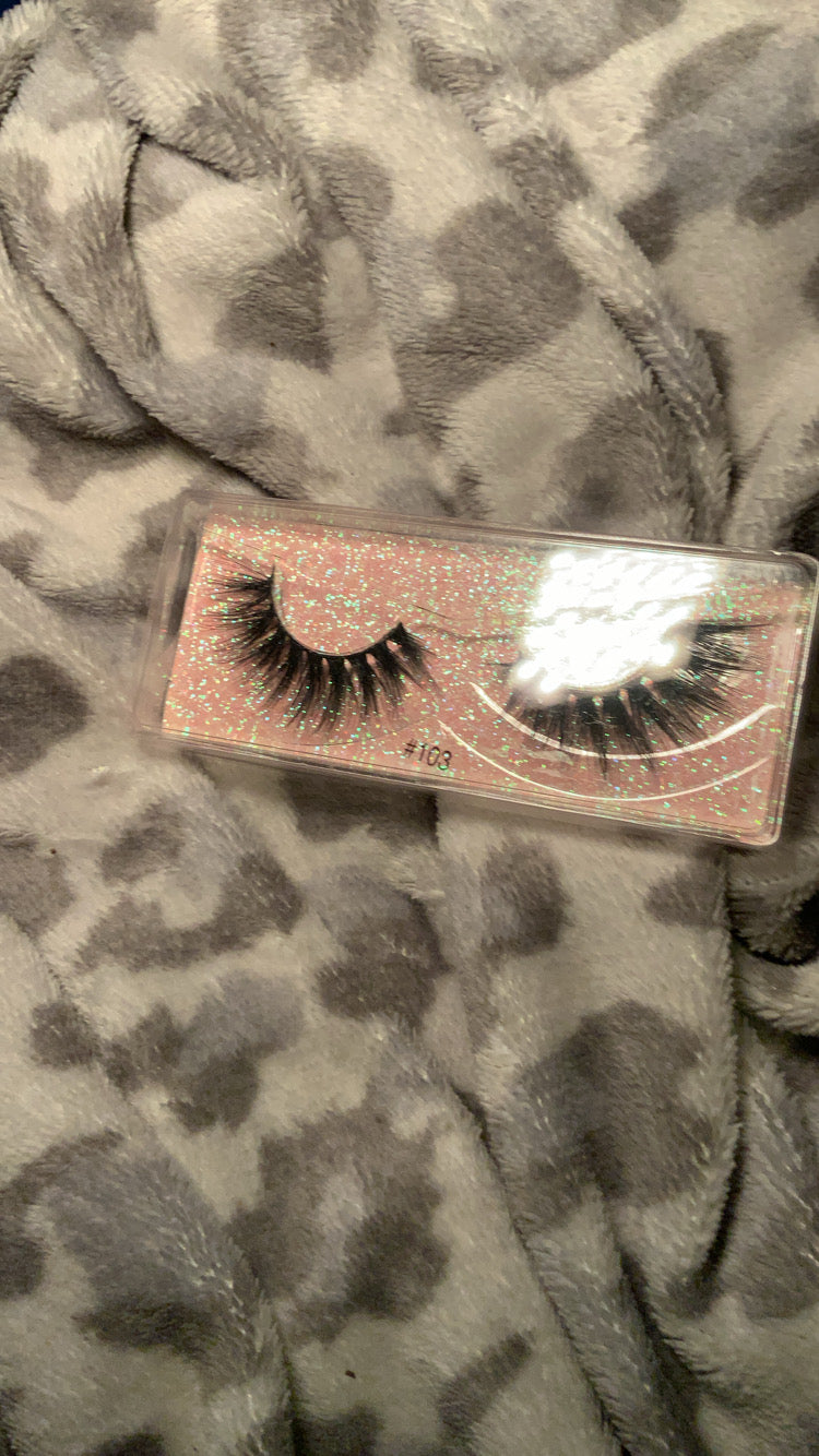 Cute lashes