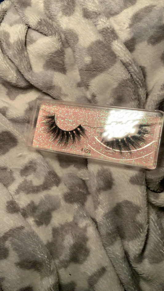 Cute lashes